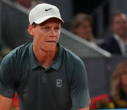 Sinner, ‘inizia’ il Roland Garros: l’allenamento con Baez e la strategia di Jannik