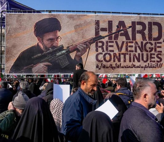 Nuovi venti di guerra Usa-Iran: Trump minaccia, Teheran si prepara allo scontro