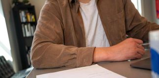 Lavoro, candidature ovunque ma match quasi a zero: il 90% dei cv non in linea 