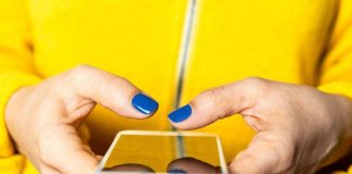 Giornata igiene mani, l’indagine ‘solo 19% italiani usa disinfettanti, 30% pulisce cellulare’