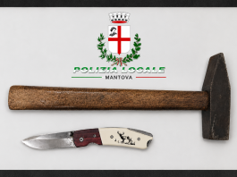 Minaccia col martello i passanti durante “Mantova in Festa”, denuncia e foglio di via per 53enne
