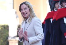 Governo, Meloni: “Da oggi diventa secondo più longevo della storia repubblicana, non traguardo ma responsabilità”