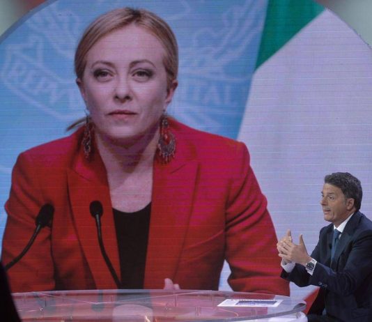 Meloni: “Io furibonda per la campagna di Renzi nelle stazioni? Non è vero”