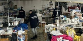 S.Giacomo: operai in nero, clandestini e a cottimo nel laboratorio tessile: denunciato titolare