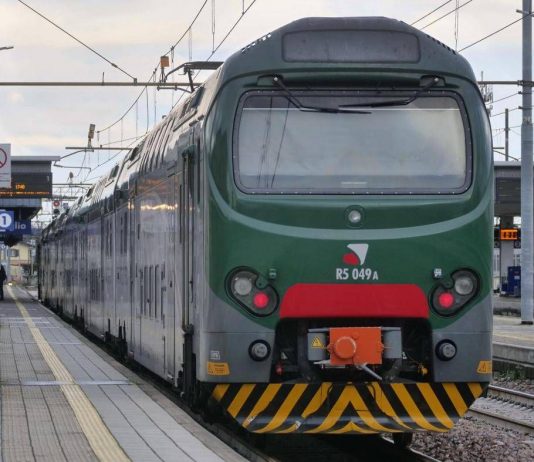 Sciopero generale 18 maggio, dai treni alla scuola: chi si ferma e perché