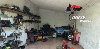 Sermide e Felonica, officina abusiva in casa e refurtiva nascosta: denunciato 43enne