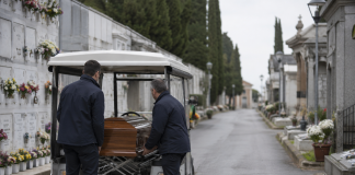 Paghe in ritardo ai lavoratori dei servizi cimiteriali: Fp-Cgil proclama stato di agitazione