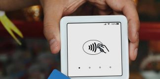 Pagamenti, SumUp in partnership con Bancomat per accettare tutte le carte di debito