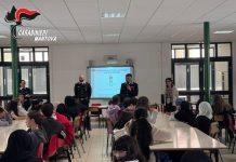 Carabinieri incontrano gli studenti dell’Istituto “M.Hack” di Suzzara