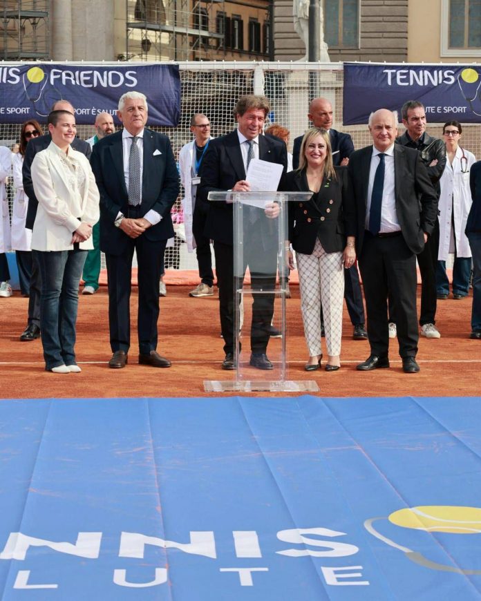 tennis_e_friends_aiom_comm