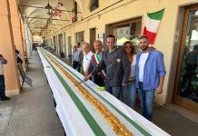 Torta delle rose da 37,40 metri: nuovo record per “San Benedetto in Fiore”