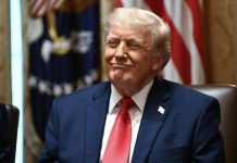 Trump vuole il suo volto stampato sulla banconota da 250 dollari
