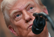 Trump, sondaggio boccia il presidente: Iran e economia, disapprovazione record