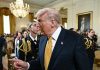 Iran-Usa, Trump: “Accordo vicino”. Teheran: “Pronti a respingere attacco”