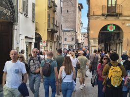 Mantova, a luglio 242mila turisti in centro. Confcommercio: “Il caldo ha frenato i flussi”