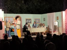 Viadana, grande successo per la commedia dialettale: in scena la Compagnia Fil Fer