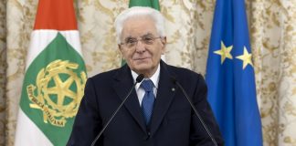 Mattarella “Dopo il ventennio fascista il 2 giugno segnò una svolta nel Paese”