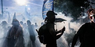 G7, scontri a Ginevra tra manifestanti anti-vertice e polizia