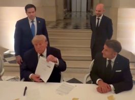 Trump firma l’accordo, Teheran conferma. Hormuz riaperto subito