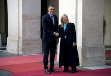 Meloni incontra Sanchez “Linea comune Italia-Spagna sul prossimo bilancio Ue”