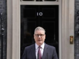 Uk, il premier Starmer annuncia le dimissioni