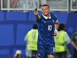 Pioggia e fulmini non fermano la Francia, Iraq al tappeto per 3-0