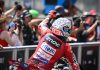 Marc Marquez rinnova con Ducati fino al 2028 “Il posto giusto per vincere”