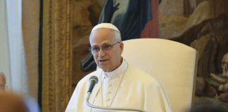 Papa “Guerra mai benedetta da Dio, risolvere conflitti da umani e non da bestie”
