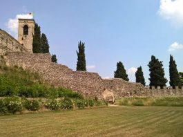 Riflessi rinascimentali: domenica si dipinge al tramonto al Castello di Cavriana