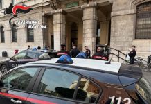 Coltelli, furti e droga: raffica di denunce dei carabinieri nel ponte del 2 giugno
