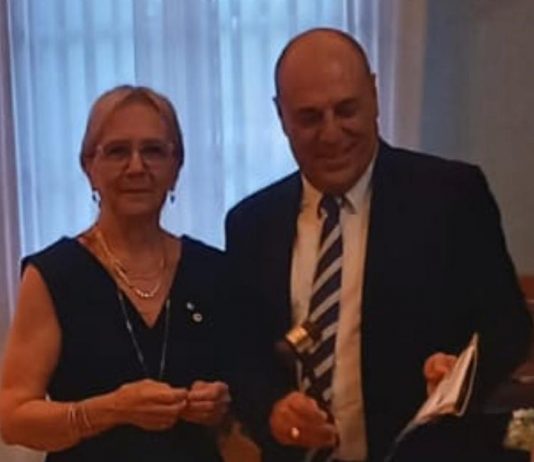 Passaggio di consegne al Lions Club Ostiglia: Carla Salvadori è la nuova presidente