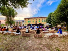Corte Maddalena in festa tra teatro, arte e convivialità