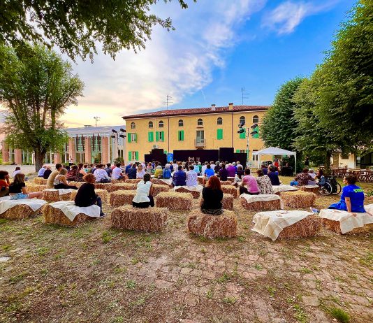 Corte Maddalena in festa tra teatro, arte e convivialità