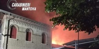 Incendio alla Cantina Sociale di Quistello, Arpa: “Nessun rischio per aria e acque”