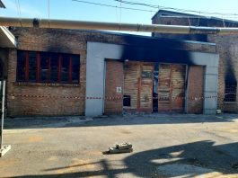 Cantina di Quistello devastata dal rogo: crollata parte della copertura. Corto circuito tra ipotesi