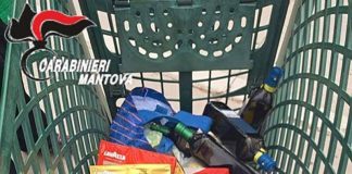 Colpi in tre supermercati di Viadana: presi dai carabinieri con la refurtiva