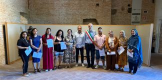Borgo Mantovano, consegnati certificati corso di alfabetizzazione lingua italiana