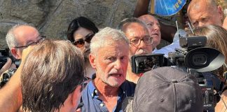 Alemanno esce da Rebibbia: “Io sovranista, stasera a cena con Vannacci”