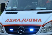 Scontro frontale tra due auto nel torinese, muore 19enne