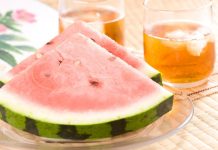 Anguria frutto dell’estate, istruzioni per l’uso: “Anche semi e buccia si possono mangiare”