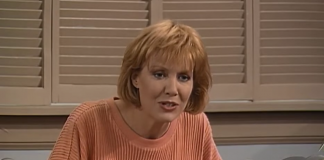 Addio ad Anne Schedeen, la mamma della sitcom ‘Alf’: aveva 77 anni