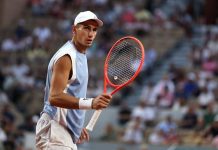 Arnaldi rimonta Tiafoe e telecronisti impazziscono: “È incredibile”