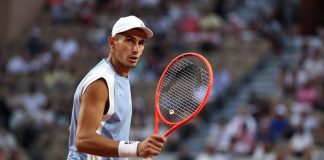 Arnaldi rimonta Tiafoe e telecronisti impazziscono: “È incredibile”