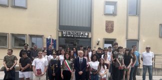 Porto Mantovano, Sindaco e Prefetto consegnano la Costituzione ai neo diciottenni