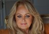 Bonnie Tyler fuori dal coma: la cantante resta in terapia intensiva, annullati i concerti estivi