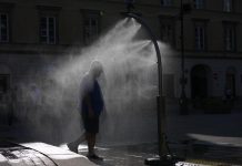 Europa nella morsa del caldo, in Francia circa mille morti in più rispetto alla norma. In Germania la notte più calda di sempre