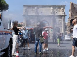 Caldo record, oggi 25 città in allerta rossa. L’allarme: 10mila morti in Europa tra giugno e luglio