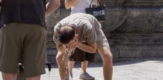 Caldo record, anche gli occhi rischiano. Appello oculisti: “Vanno protetti come la pelle”