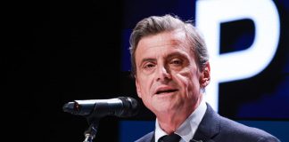 Calenda, minacce sul canale Telegram di Russia Today: “Vigliacchi, vi prenderei a calci”