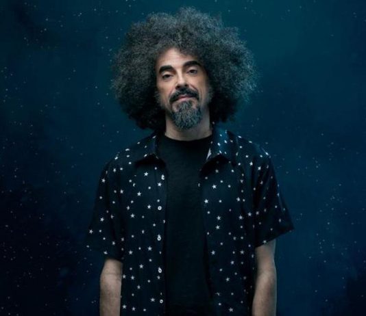 Caparezza è tornato, il concerto (in orbita) a Roma